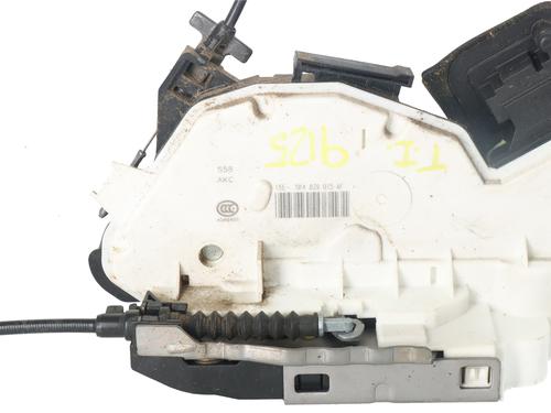 rear-left-lock-seat-leon-5f1-2012-2013-2014-2015-2016-2017-2018-2019-2020-2021-34155577 main image