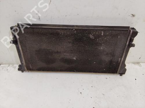 Used Water radiator VW GOLF VII (5G1, BQ1, BE1, BE2) [2012-2021]  17454255