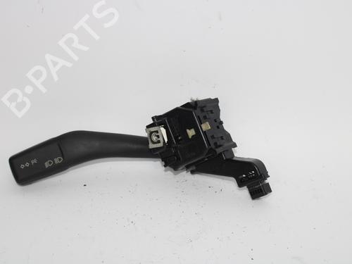 Used Steering column stalk SEAT LEON (1P1) 1.9 TDI (105 hp) 11862108