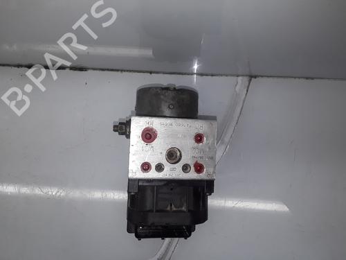 Used ABS pump NISSAN PRIMERA Hatchback (P11) 2.0 TD (90 hp) 9647128