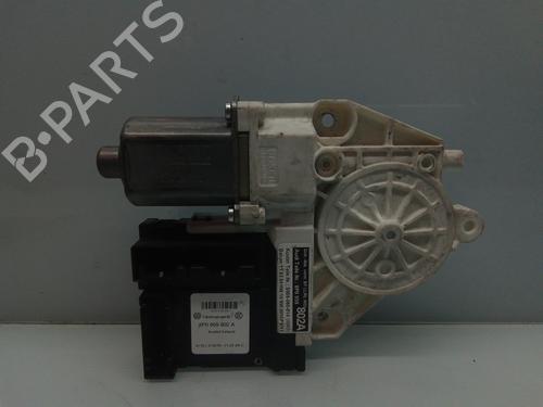 Rudehejsemotor forskærm højre AUDI A3 (8P1) 2.0 TDI 16V quattro (140 hp) 9244414