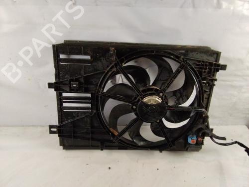 Used Radiator fan PEUGEOT 308 II (LB_, LP_, LW_, LH_, L3_) [2013-2021]  24210160