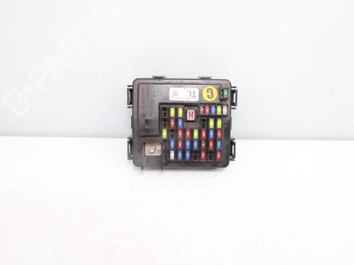 Used Fuse box HYUNDAI TUCSON (TL, TLE) 1.7 CRDi (116 hp) 15989406