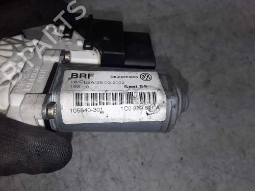 Rudehejsemotor bagstkærm venstre SEAT LEON (1M1) 1.6 16 V | BP8577371E23 