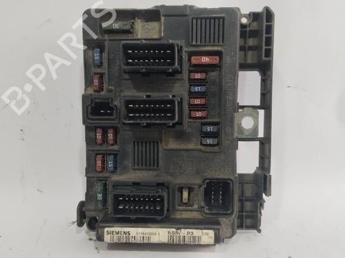 Used Fuse box CITROËN C5 I (DC_) 2.0 HDi (DCRHYB) (90 hp) 25870634