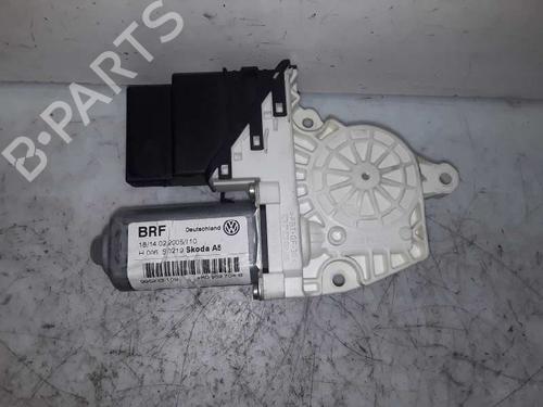 Rudehejsemotor bagstkærm højre SEAT ALTEA (5P1) [2004-2015]  8574001