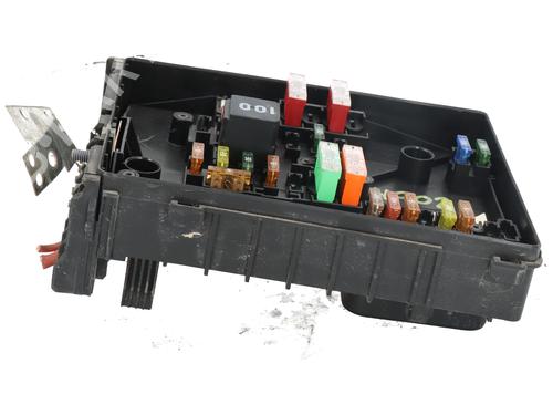 Fuse box VW GOLF VI (5K1) 1.6 TDI | BP31624218E1