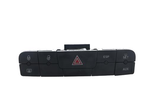 Used Warning switch SEAT IBIZA IV (6J5, 6P1) [2008-2017]  31178818