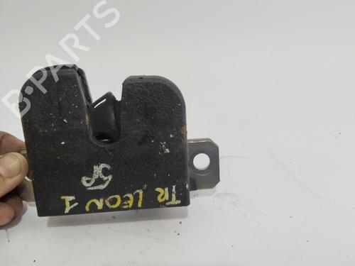 Bakluke lås SEAT LEON (1M1)  | BP27574034C101 