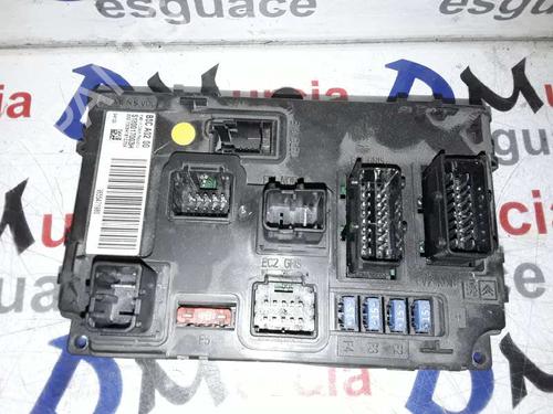 Used Fuse box Fuse box 8552962 8552962