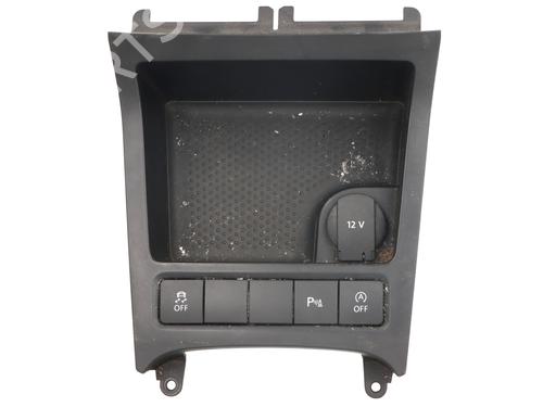 switch-vw-scirocco-iii-137-138-2008-2009-2010-2011-2012-2013-2014-2015-2016-2017-2018-32631523 main image