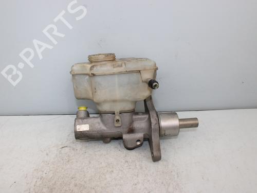 Used Brake master cylinder VW GOLF VI (5K1) 2.0 TDI (110 hp) 17956009