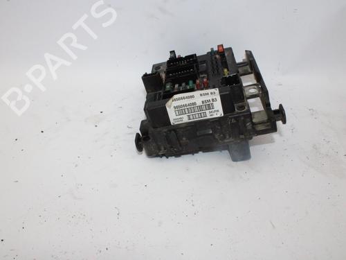 Fuse box PEUGEOT 307 (3A/C) 2.0 HDi 135 | BP13684058E1 