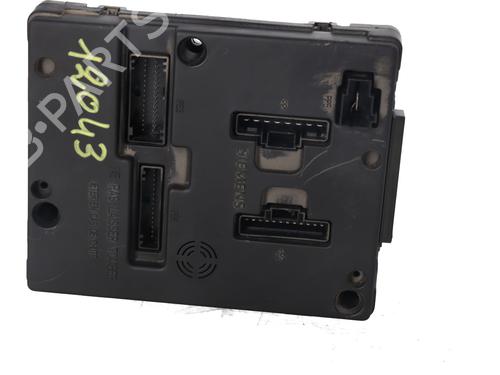 Used Fuse box Fuse box 37177475 37177475