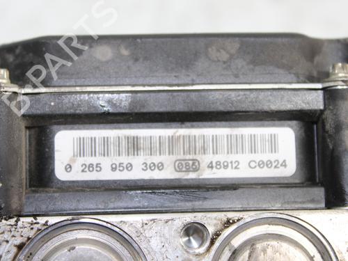 ABS pump RENAULT GRAND SCÉNIC II (JM0/1_) 1.9 dCi (JM0G, JM12, JM1G, JM2C) | BP17741530M43 