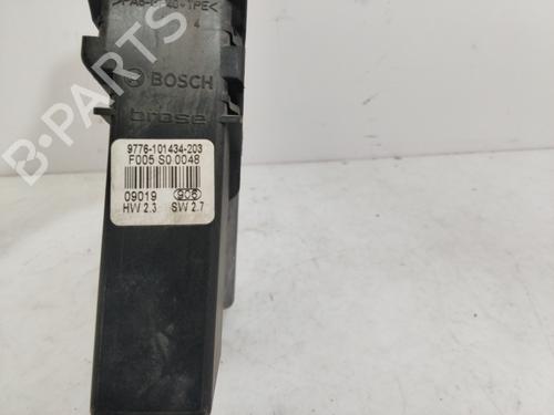 Right front window motor SEAT LEON (1M1)  | BP23451518E20 