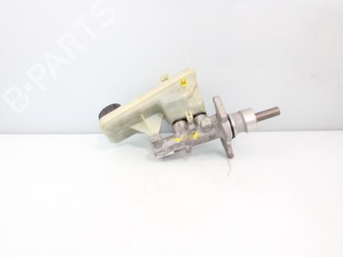 Used Brake master cylinder RENAULT TRAFIC II Van (FL) [2001-2025]  16009647