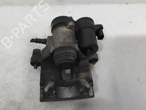 Venstre bremsekaliber bag ALFA ROMEO GIULIA (952_) 2.2 D (952AEM250, 952AEA250) | BP29962393M107