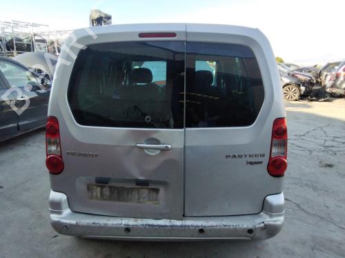 Engine control unit (ECU) PEUGEOT PARTNER Box Body/MPV  | BP33270643M57  - Image 9