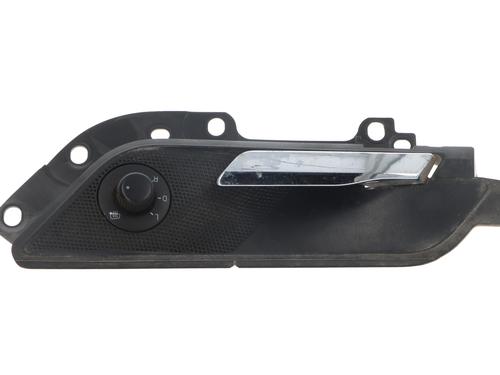 front-left-interior-door-handle-seat-toledo-iv-kg3-2012-2013-2014-2015-2016-2017-2018-2019-32708431 main image