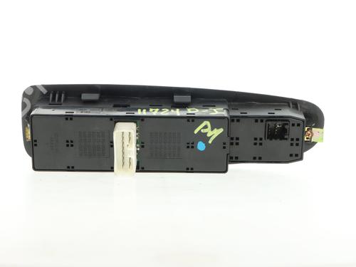 Left front window switch HYUNDAI ELANTRA III Saloon (XD) 2.0 CRDi | BP35975965I27 - Image 4
