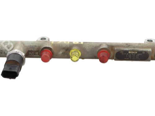 Used Injection rail RENAULT SCÉNIC I MPV (JA0/1_, FA0_) [1999-2010]  30290918