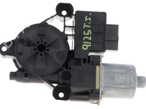 Used Left rear window motor Left rear window motor SEAT LEON (5F1) 1.0 TSI (115 hp) 34155583 34155583