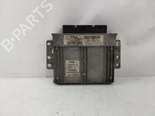 Used Engine control unit (ECU) VW POLO (9N_, 9A_) 1.4 16V (75 hp) 22635982