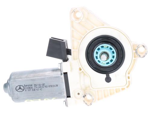 Rudehejsemotor forskærm venstre MERCEDES-BENZ A-CLASS (W169) A 180 CDI (169.007, 169.307) (109 hp) 29937484
