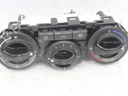 Climate control PEUGEOT 208 I (CA_, CC_) 1.2 VTI 82 | BP15879542I5 