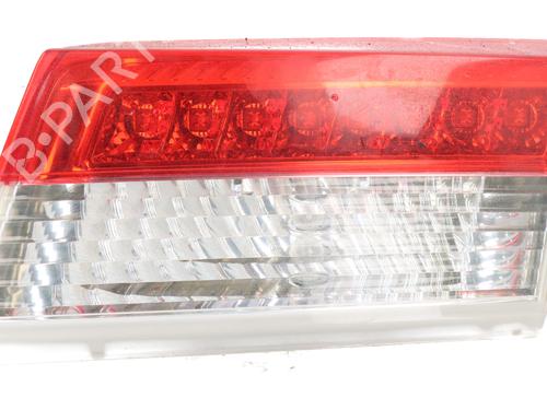 Farolim esquerdo da mala RENAULT LAGUNA III (BT0/1) 2.0 dCi (BT01, BT08, BT09, BT0E, BT0K, BT12, BT1C, BT1D,... (150 hp) 31823543