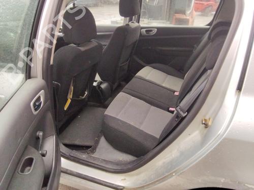 Engine control unit (ECU) PEUGEOT 307 (3A/C) | BP31988237M57