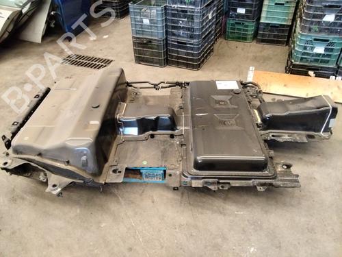 Used Battery PEUGEOT 2008 II (UD_, US_, UY_, UJ_, UR_, UC_) e-2008 (UKZKXZ) (136 hp) 17572132