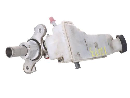 Used Brake master cylinder Brake master cylinder MERCEDES-BENZ CLA Shooting Brake (X117) CLA 200 CDI / d (117.908) (136 hp) 39949222 39949222