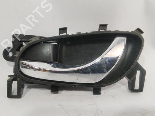 Used Rear left interior door handle NISSAN X-TRAIL II (T31) 2.0 dCi 4x4 (150 hp) 27217037