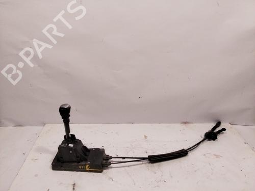 Used Gear lever RENAULT CAPTUR I (J5_, H5_) 1.2 TCe (J5AU) (132 hp) 28670721