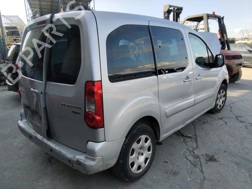 Engine control unit (ECU) PEUGEOT PARTNER Box Body/MPV  | BP33270643M57  - Image 12