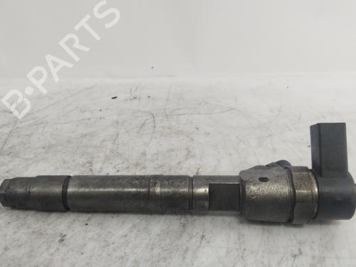 Used Injector MERCEDES-BENZ C-CLASS (W202) [1993-2000]  26222139