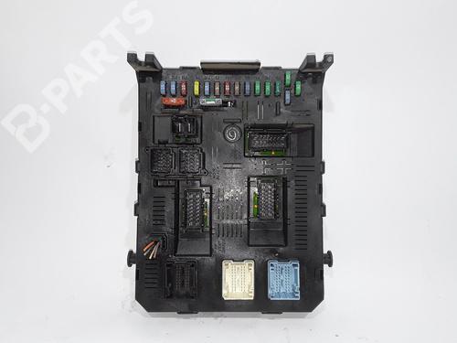 Used Fuse box Fuse box CITROËN C4 Picasso I MPV (UD_) 1.6 HDi (109 hp) 10776490 10776490