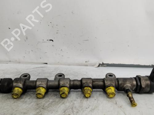 Used Injection rail RENAULT LATITUDE (L70_) 2.0 dCi 150 (L70H) (150 hp) 26332089