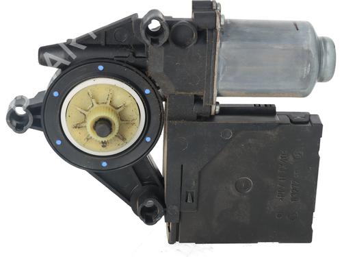 Right front window motor VW GOLF V (1K1) | BP34631843E20 - Image 2