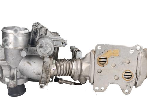 Used Throttle body FIAT 500L (351_, 352_) 1.3 D Multijet (199.LYM11, 199.LYM1A) (95 hp) 32414091
