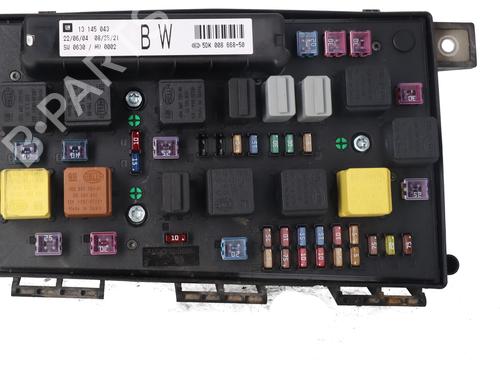 Used Fuse box Fuse box 37718616 37718616