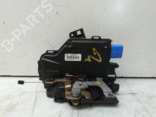 Used Rear right lock VW TOUAREG (7LA, 7L6, 7L7) 5.0 V10 TDI (313 hp) 8580232