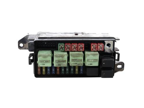 Used Fuse box Fuse box MINI MINI (R50, R53) Cooper (116 hp) 39988877 39988877