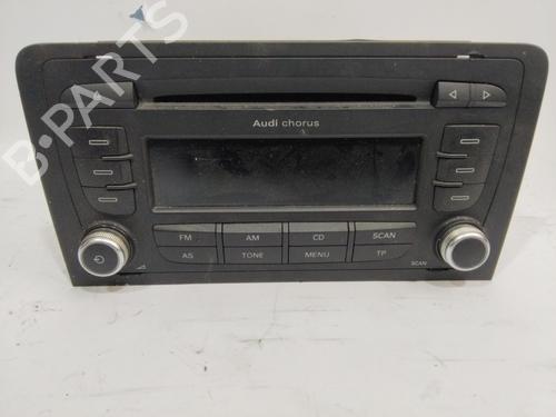 Used Radio AUDI A3 (8P1) [2003-2013]  22386208