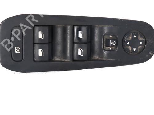 Used Left front window switch Left front window switch 37013025 37013025