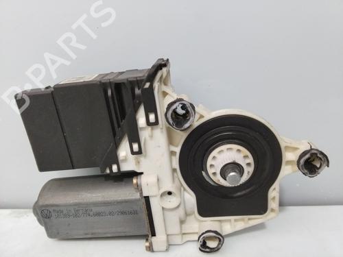 Used Left rear window motor SEAT LEON (1M1) [1999-2006]  20320963