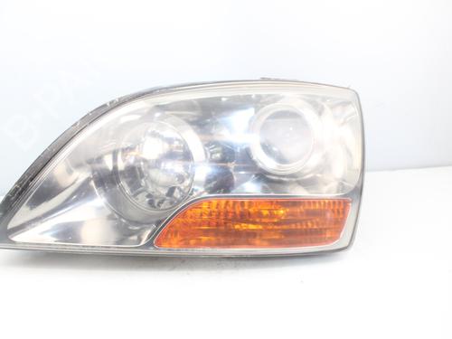 Left headlight KIA SORENTO I (JC) 2.5 CRDi 4WD | BP17443152C28 