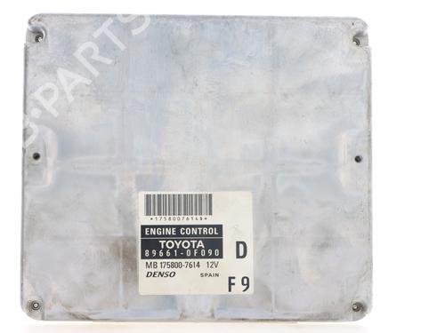 Used Engine control unit (ECU) TOYOTA COROLLA Verso (ZER_, ZZE12_, R1_) 2.2 D-4D (AUR10_, AUR10R) (177 hp) 32366780
